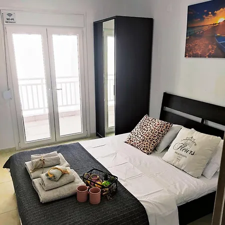 Las Hermanas For 2 * Peraía